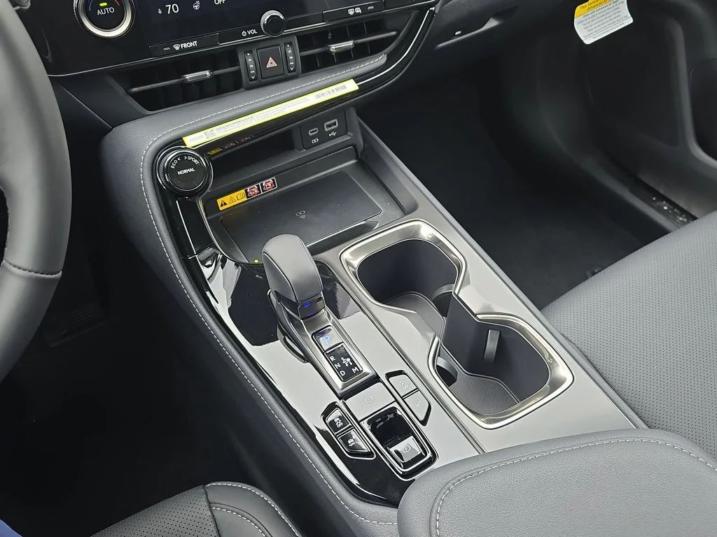New 2026 Ultra White Lexus PREMIUM image 25