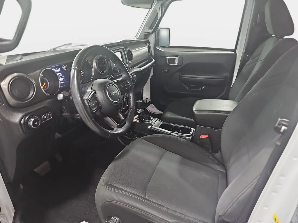 Used 2018 White Jeep Unlimited Sport S image 18