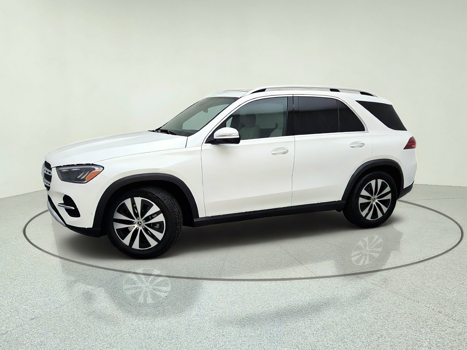 Certified Used 2026 Polar White Mercedes-Benz GLE 350 image 15
