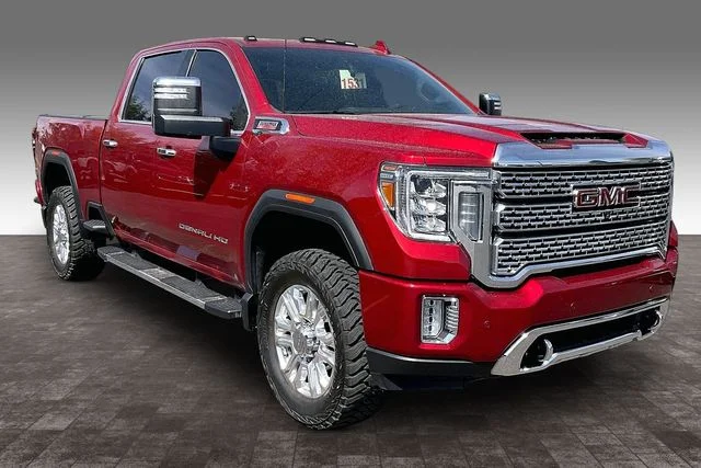 Used 2023 Red GMC Denali image 10