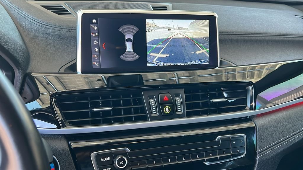 Used 2023 Blue BMW sDrive28i image 18