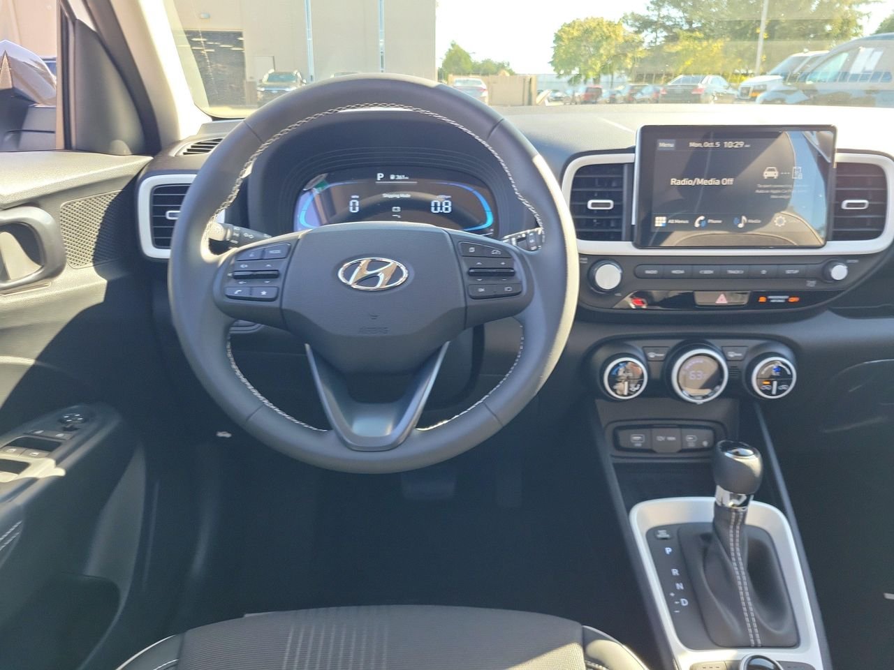 New 2026 Lunar White w/Black Roof Hyundai SEL w/Two-Tone Roof image 10