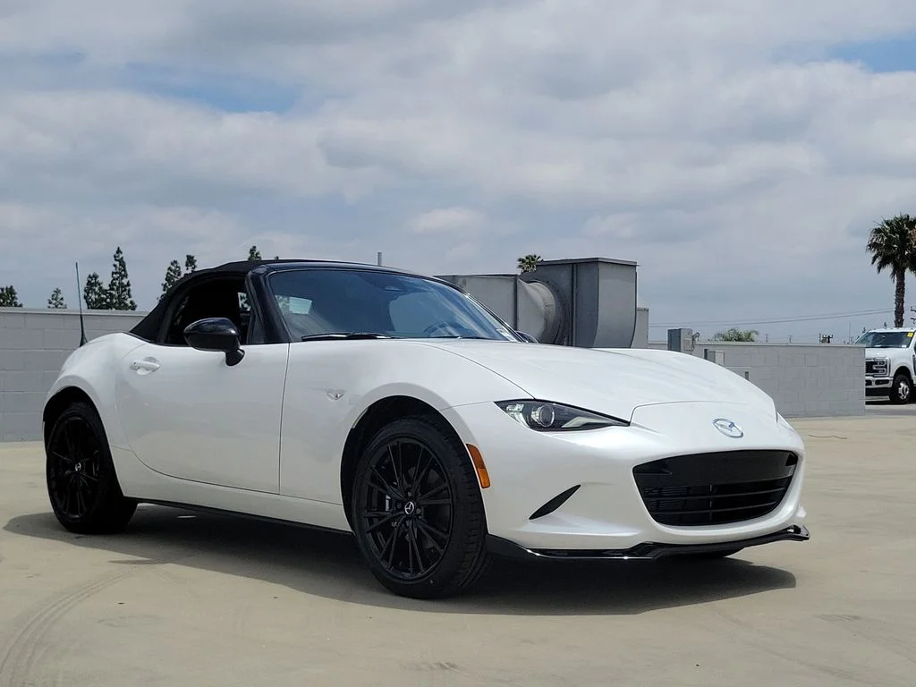 New 2026 Snowflake White Pearl Mazda Club image 25