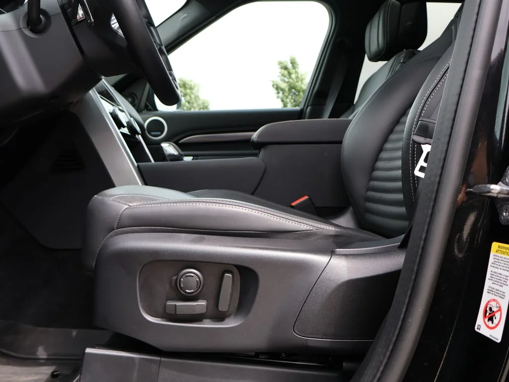 2025 Land Rover Discovery Metropolitan Edition - Photo 37