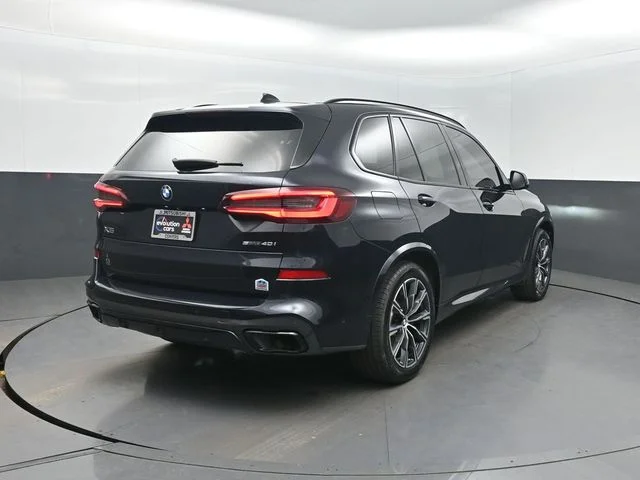 Used 2022 Black BMW sDrive40i image 33