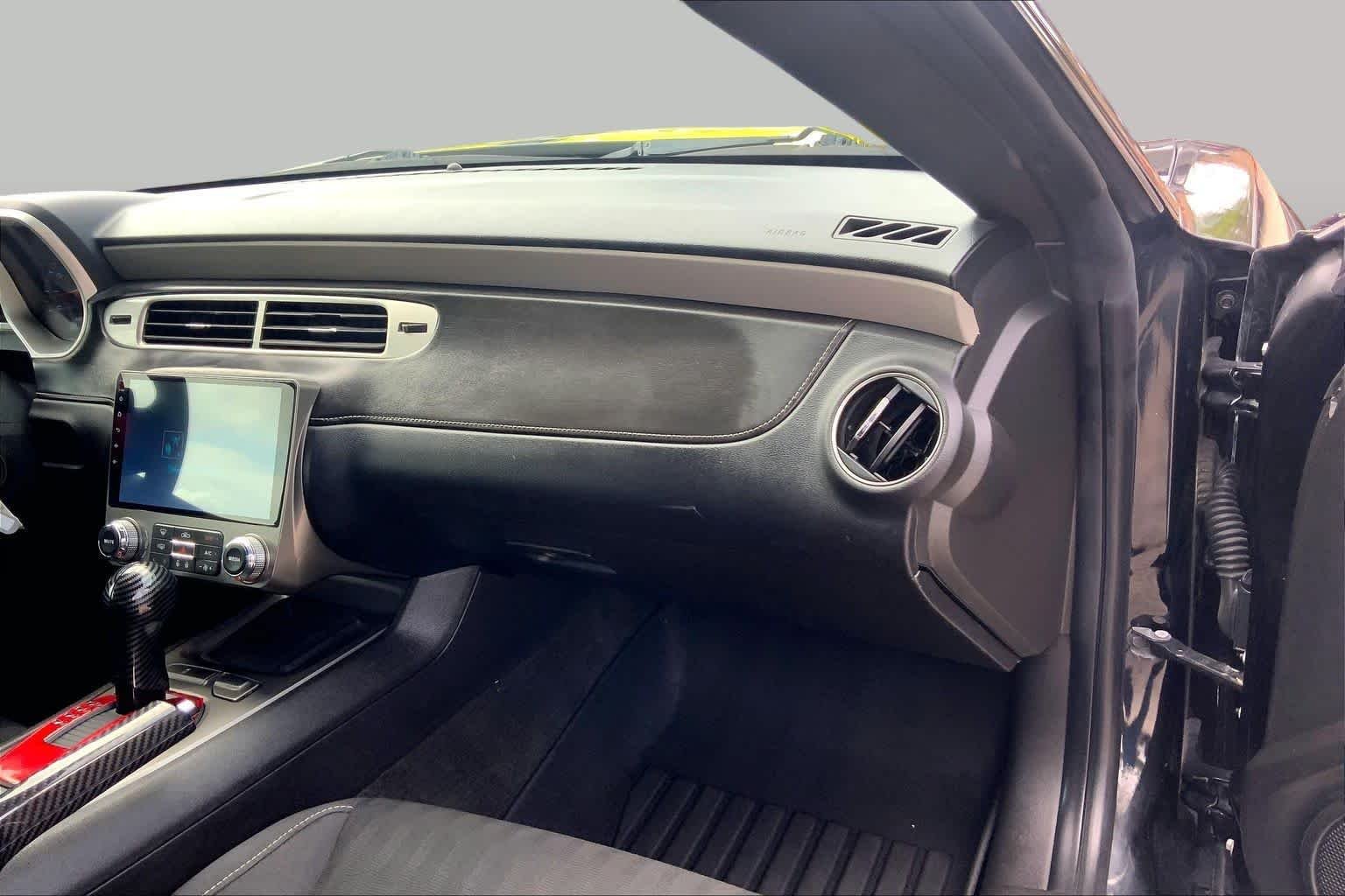 Used 2013 Black Chevrolet LS image 18