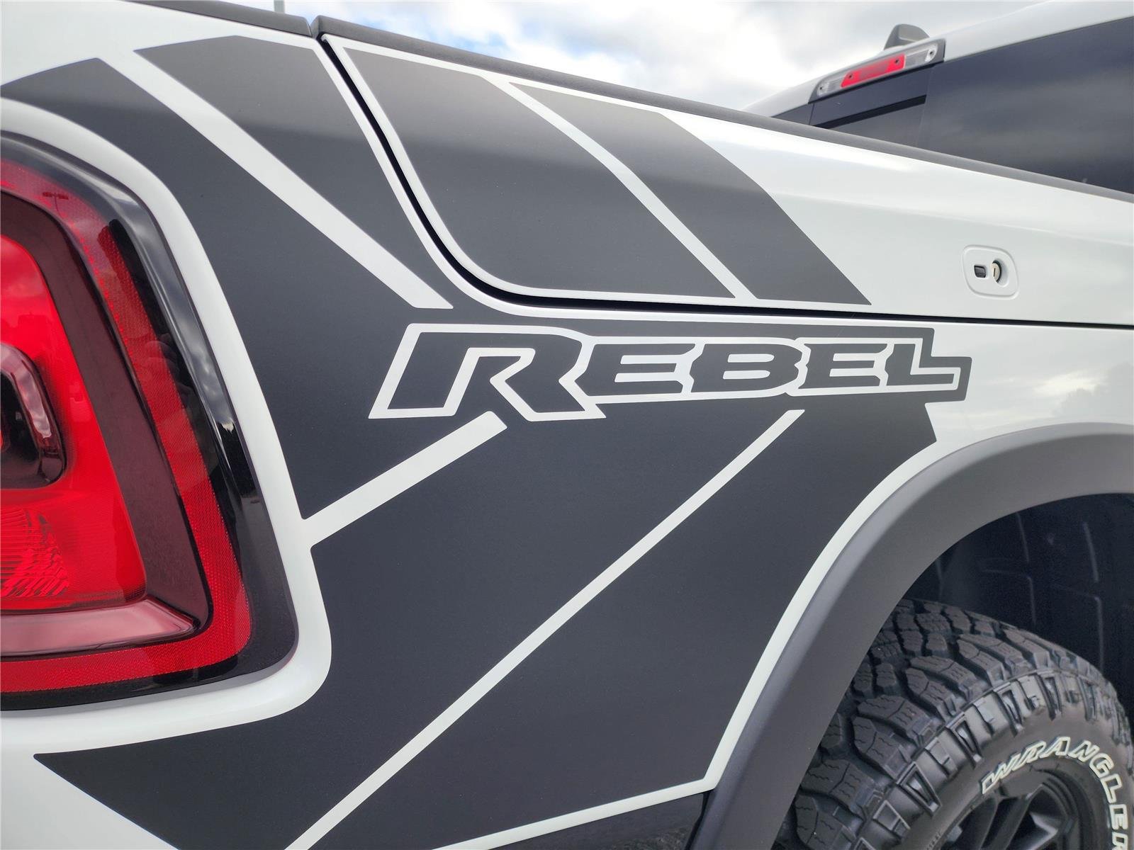 New 2026 Bright White Clear-Coat Exterior Paint RAM Rebel image 7