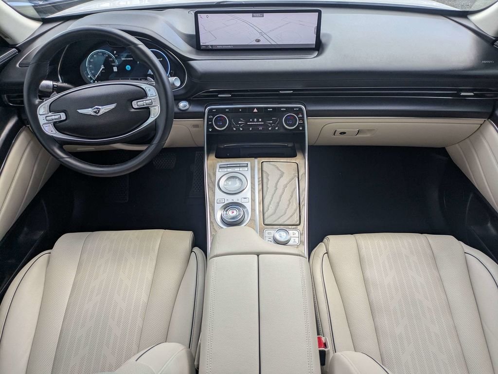 Used 2022 White Genesis 2.5T image 16