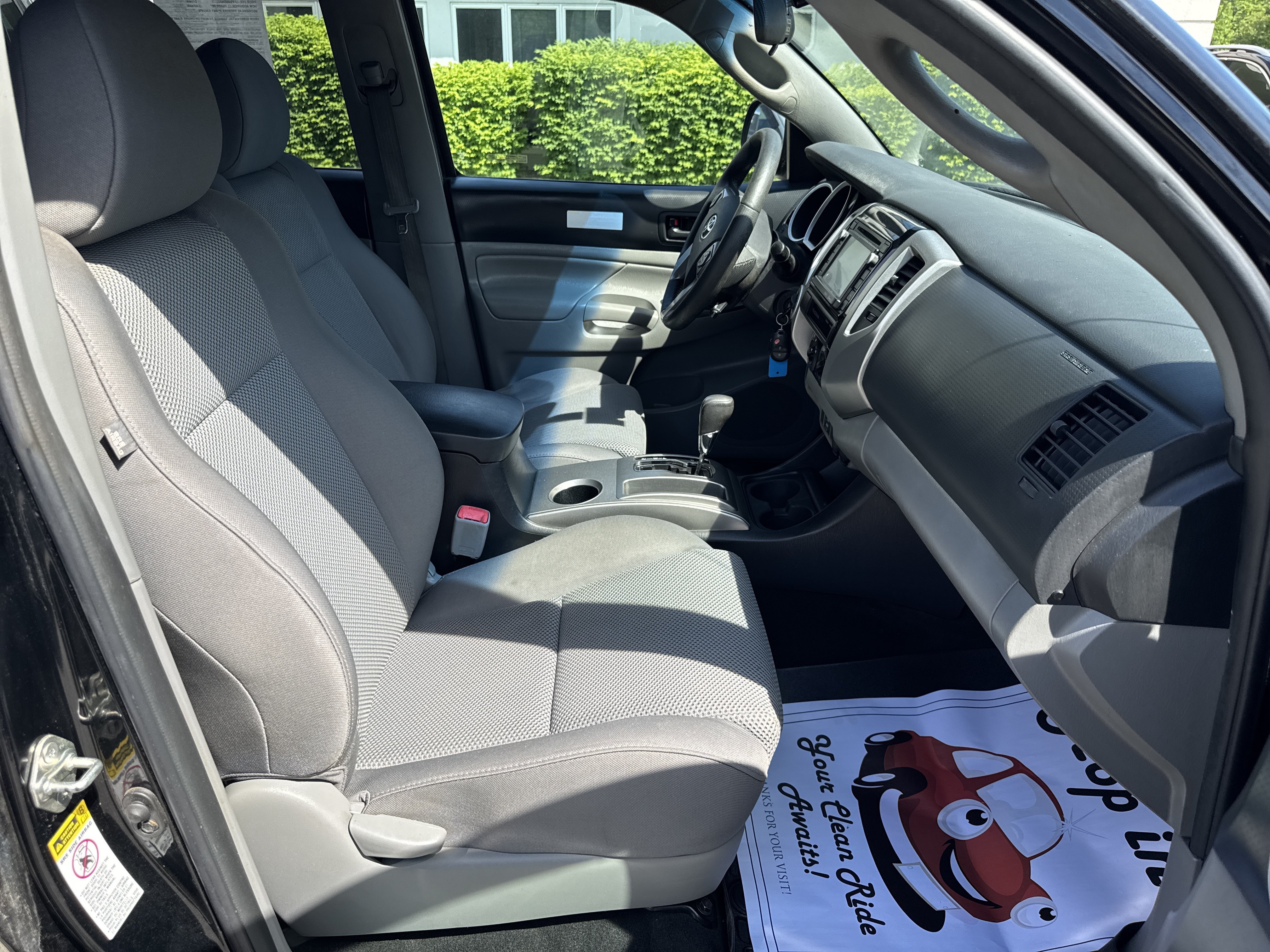 Used 2015 Black Toyota  image 3