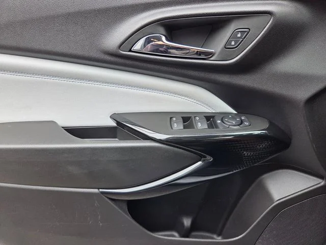 Used 2025 Gray Chevrolet LT image 32
