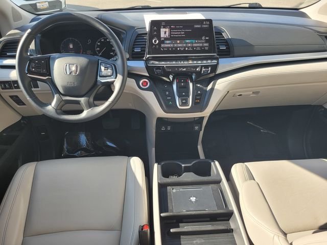 Used 2025  Honda EX-L image 16