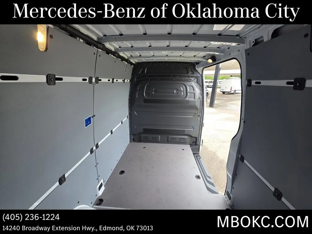 New 2026 Arctic White Mercedes-Benz Cargo 144 WB image 21