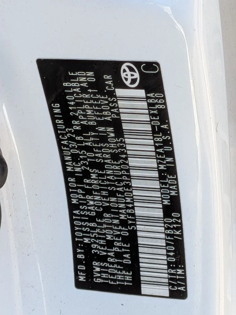 Used 2023 White Toyota LE image 29