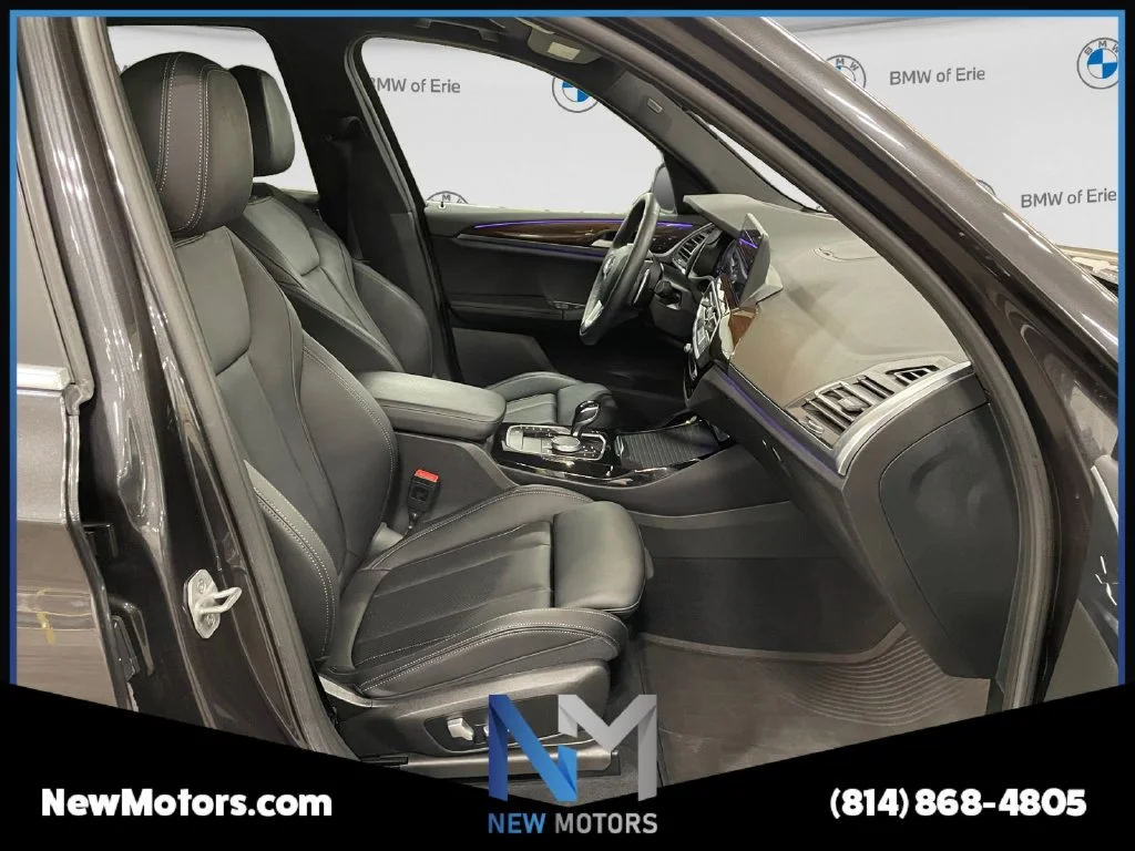 Used 2023 Dark Graphite BMW xDrive30i image 15