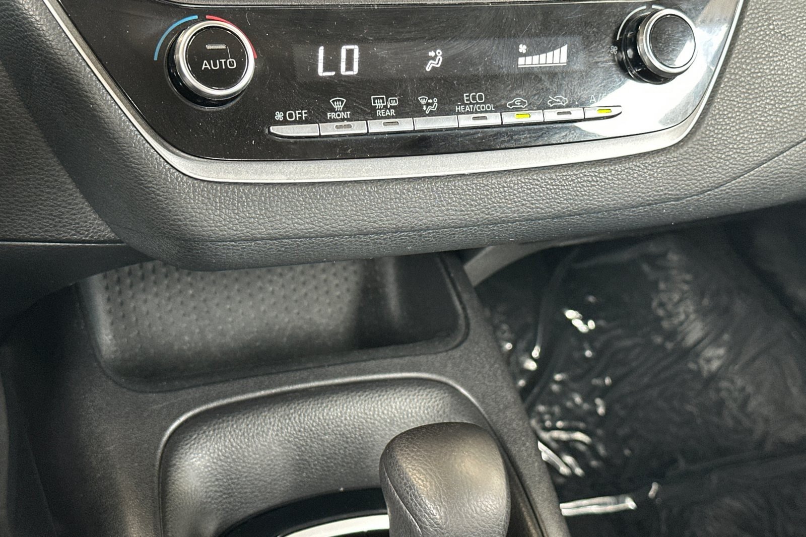 Certified Used 2021 Super White Toyota LE image 18