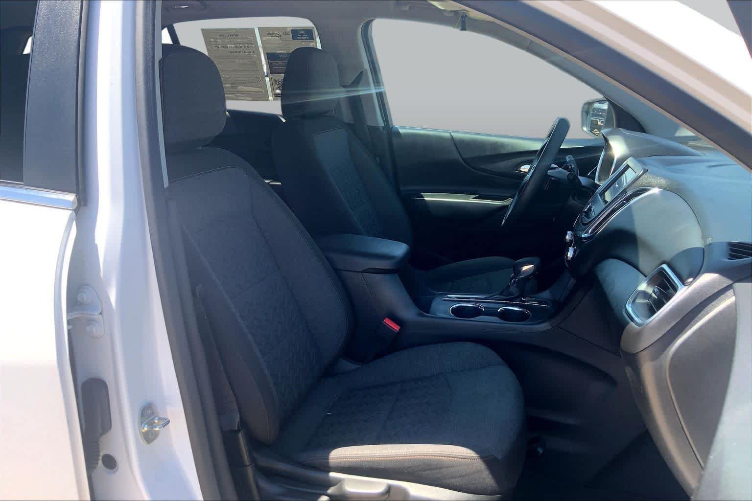 Used 2023 Summit White Chevrolet LT image 9