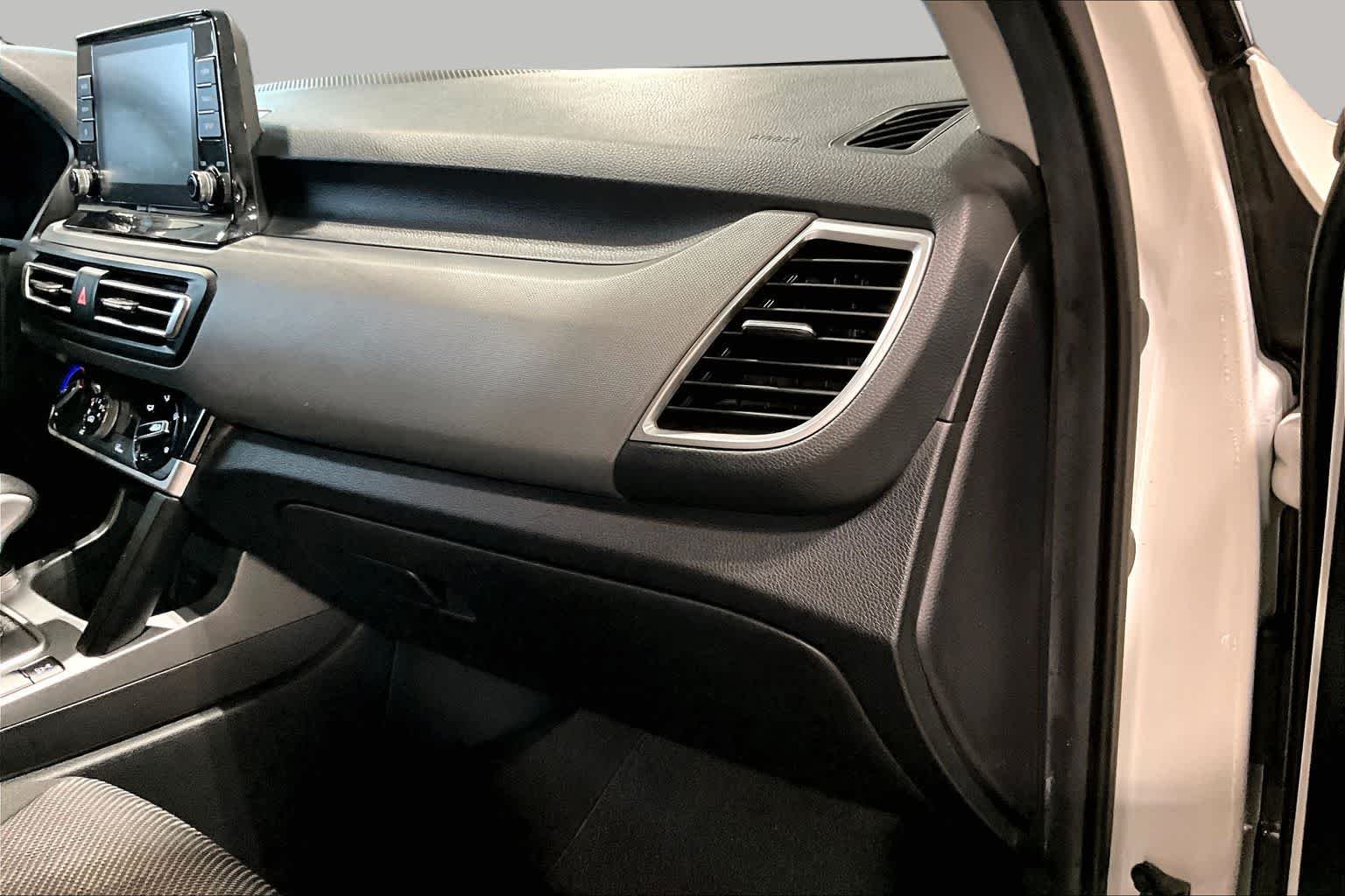 Certified Used 2023 Snow White Pearl Kia LX image 17