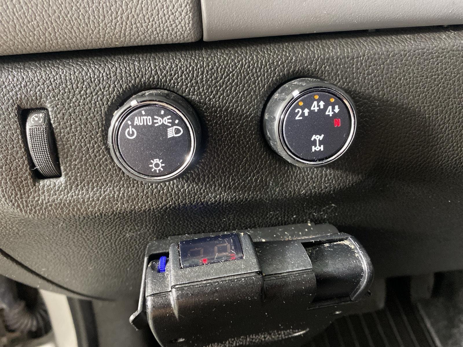 Used 2019 Silver Ice Metallic Chevrolet 4WD Work Truck image 16