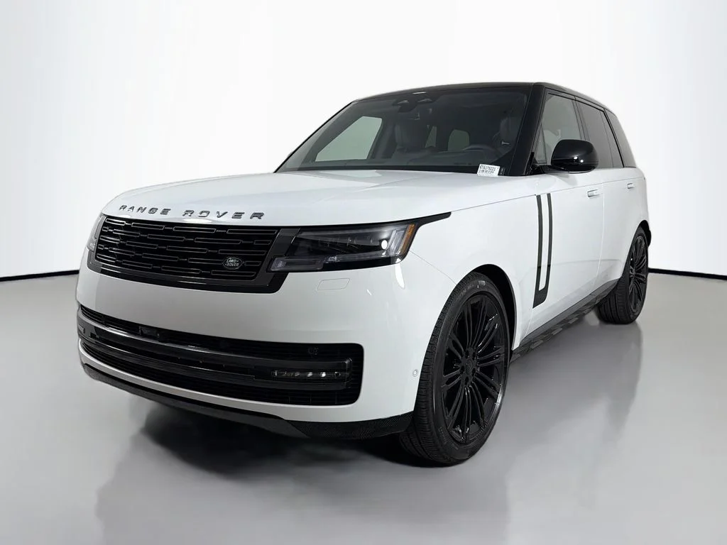 New 2026 Fuji White Land Rover SE image 1