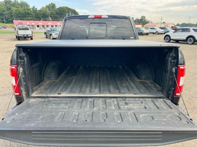 Used 2019 Black Ford XLT image 23