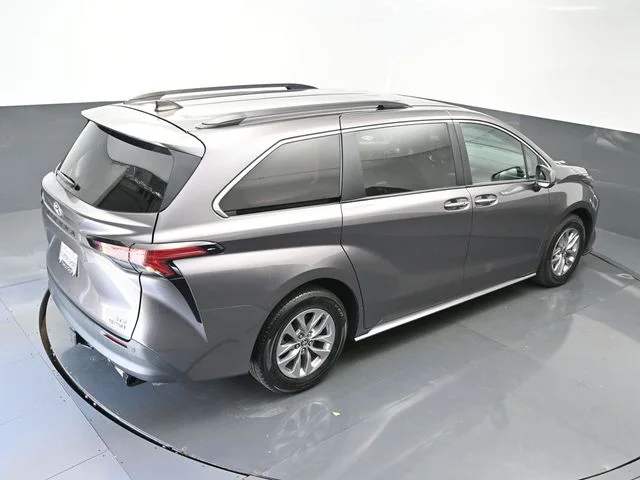 Used 2022 Gray Toyota XLE image 65