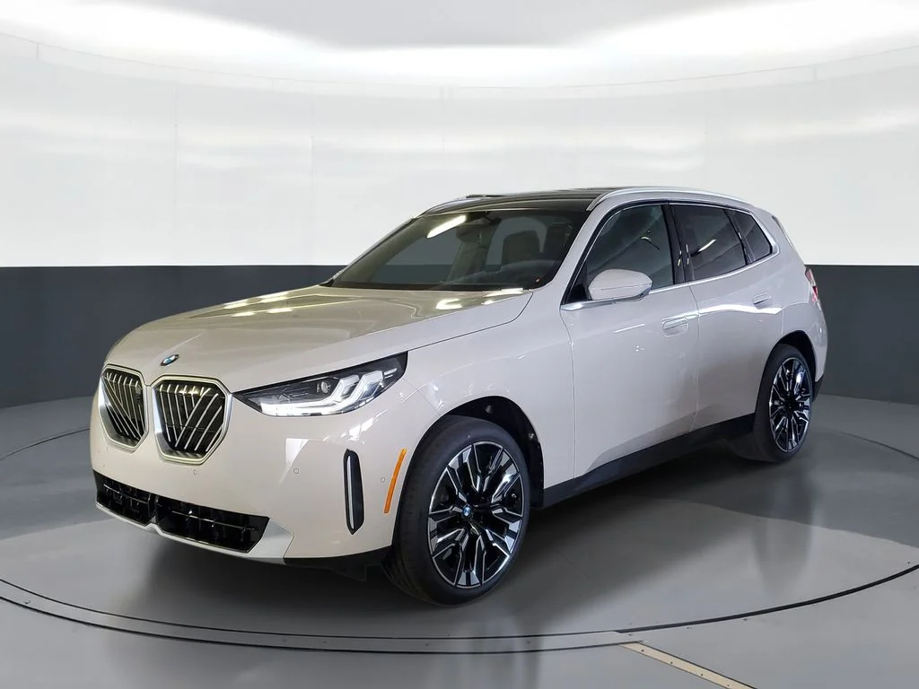 2026 BMW X3 30 XDRIVE's photo