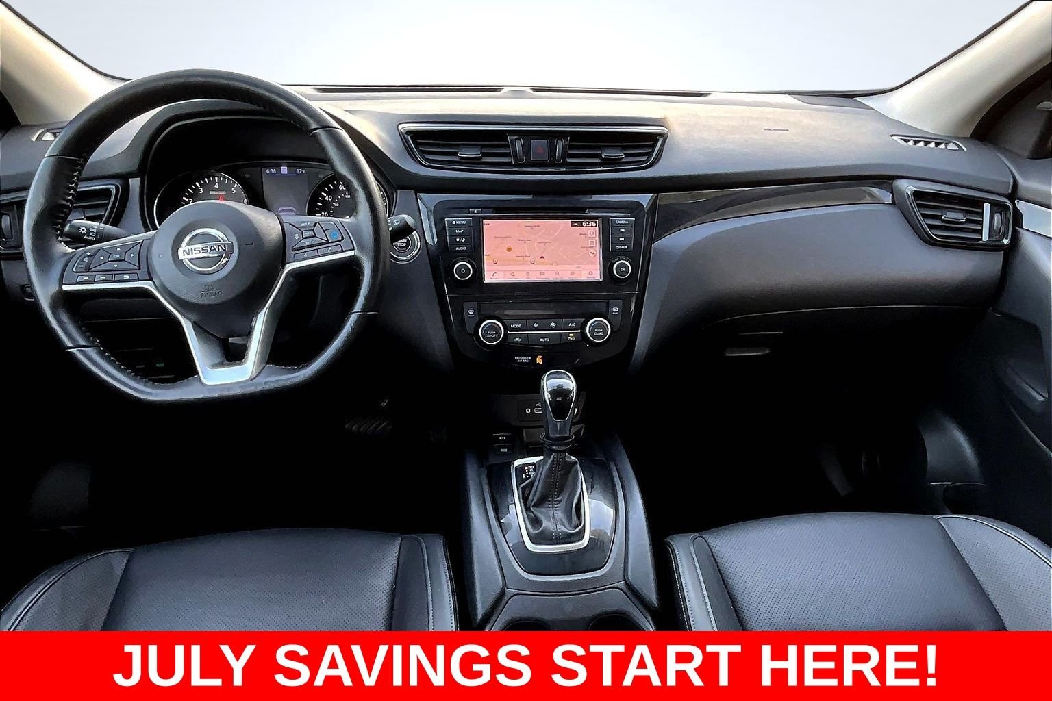 Used 2022 Silver Nissan SL image 10