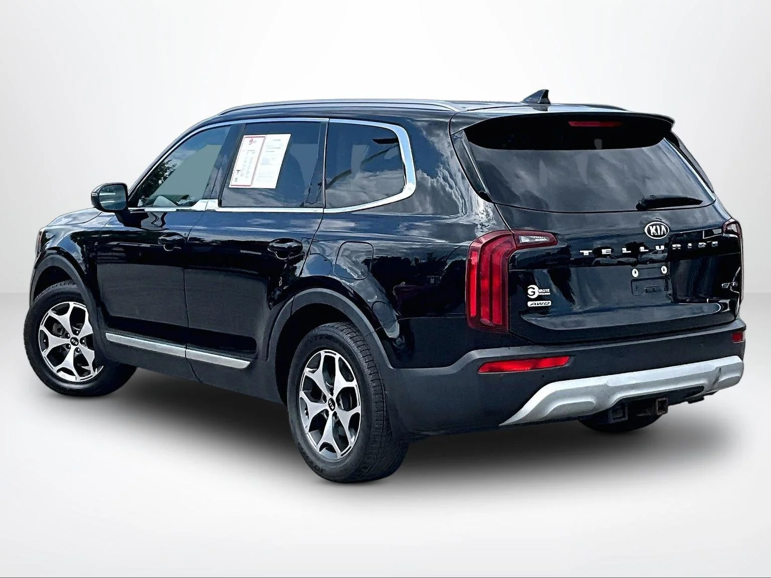 Used 2020 Black Kia EX image 14