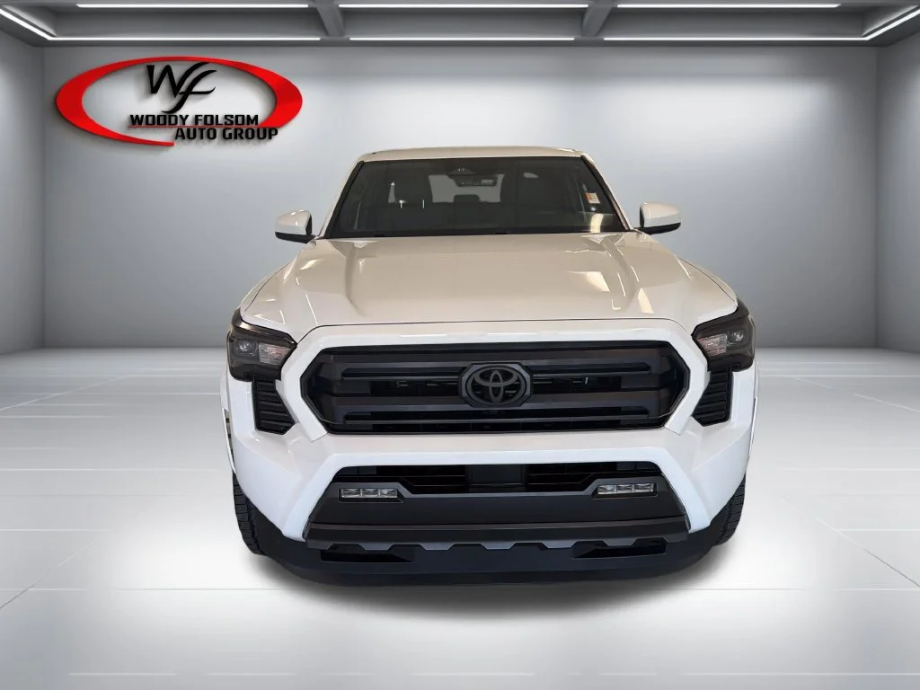 Used 2025 White Toyota SR5 image 2
