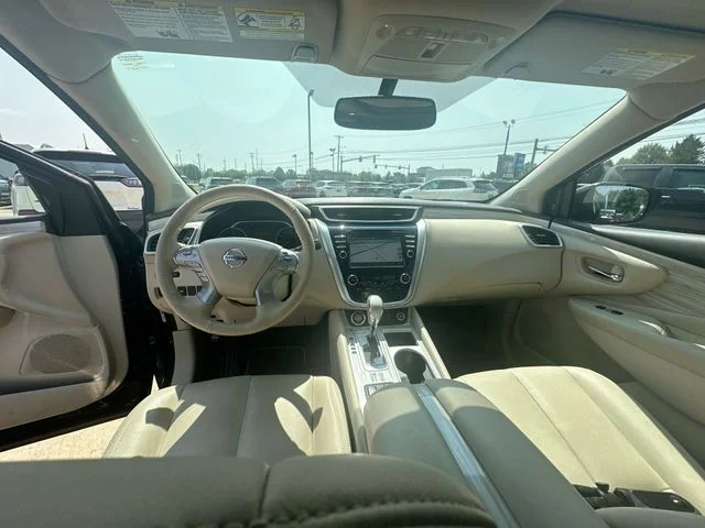 Used 2018 Black Nissan SL image 23