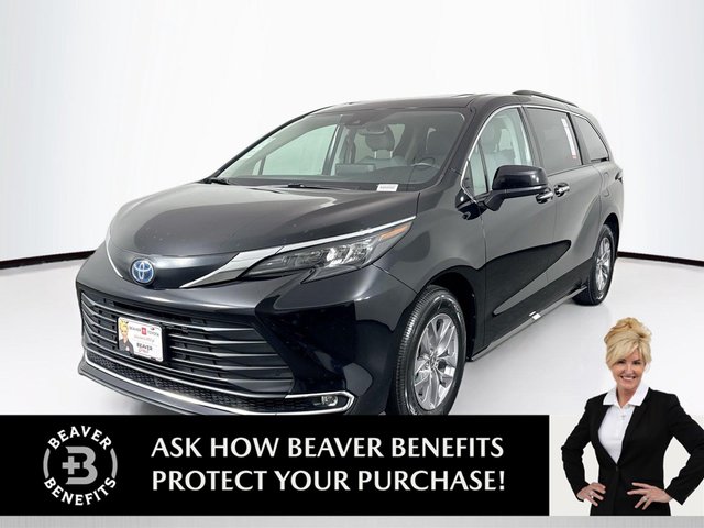 2024 Toyota Sienna XLE 8-Passenger