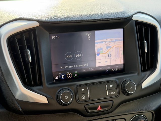 Used 2021 Gray GMC SLE image 23