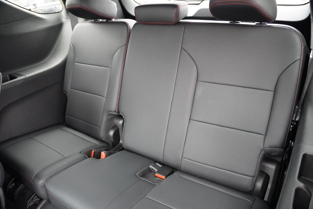Used 2024 Radiant Red Tintcoat Chevrolet Z71 image 18