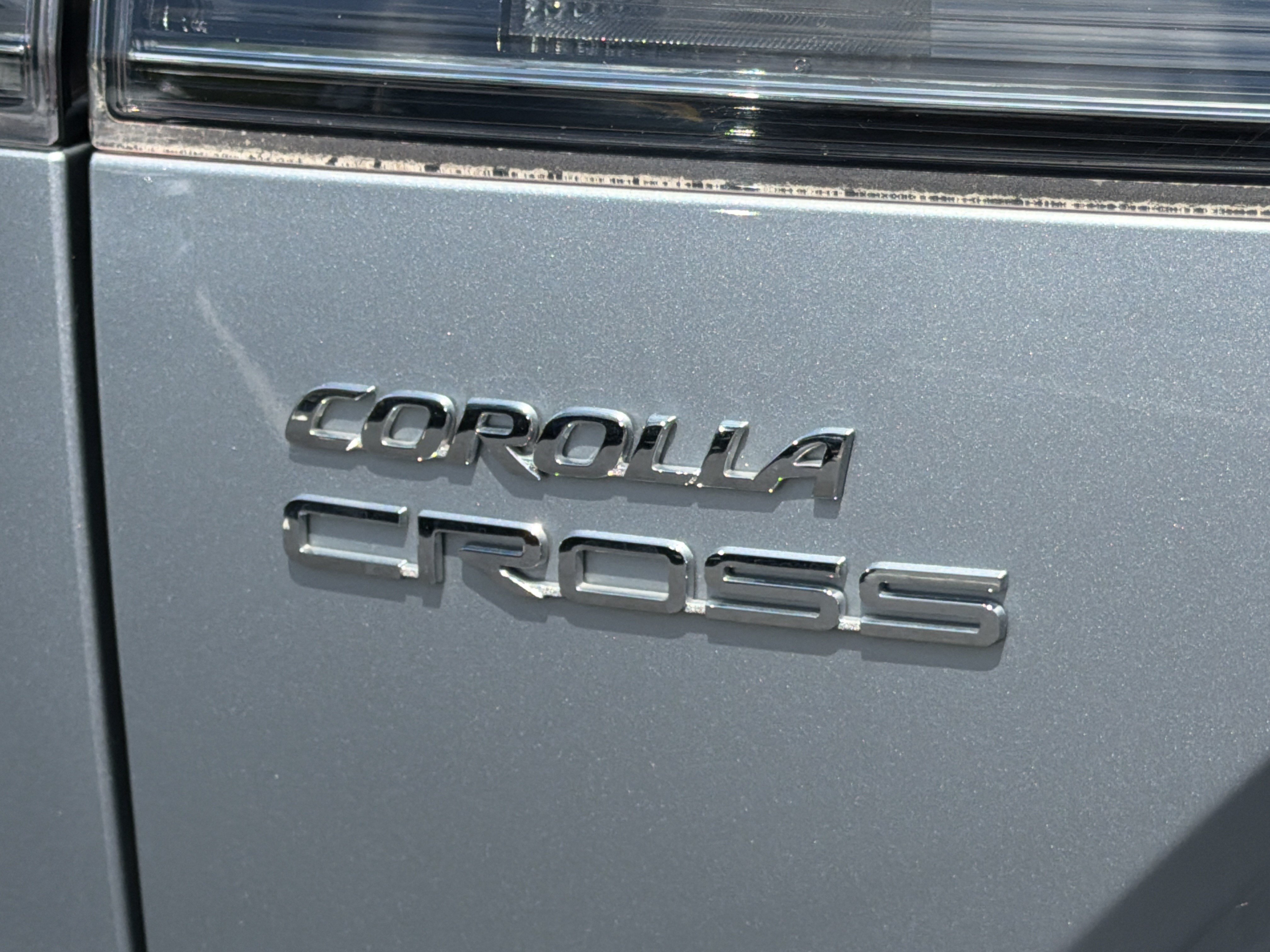 Used 2023 Silver Toyota XLE image 25