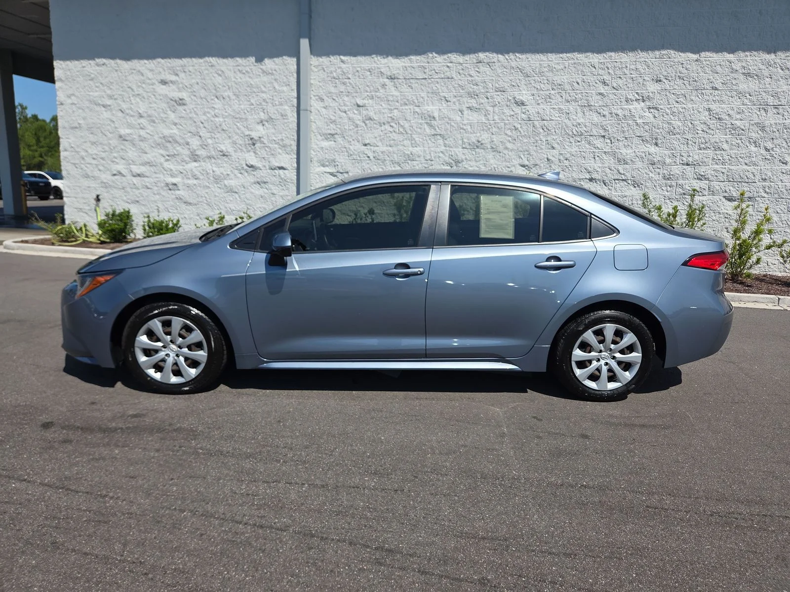 Used 2021 Celestite Toyota LE image 2