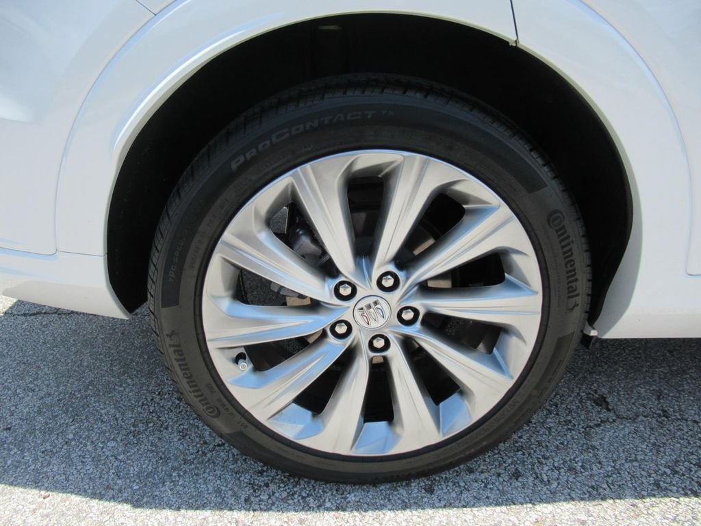 Used 2024 White Buick Avenir image 8
