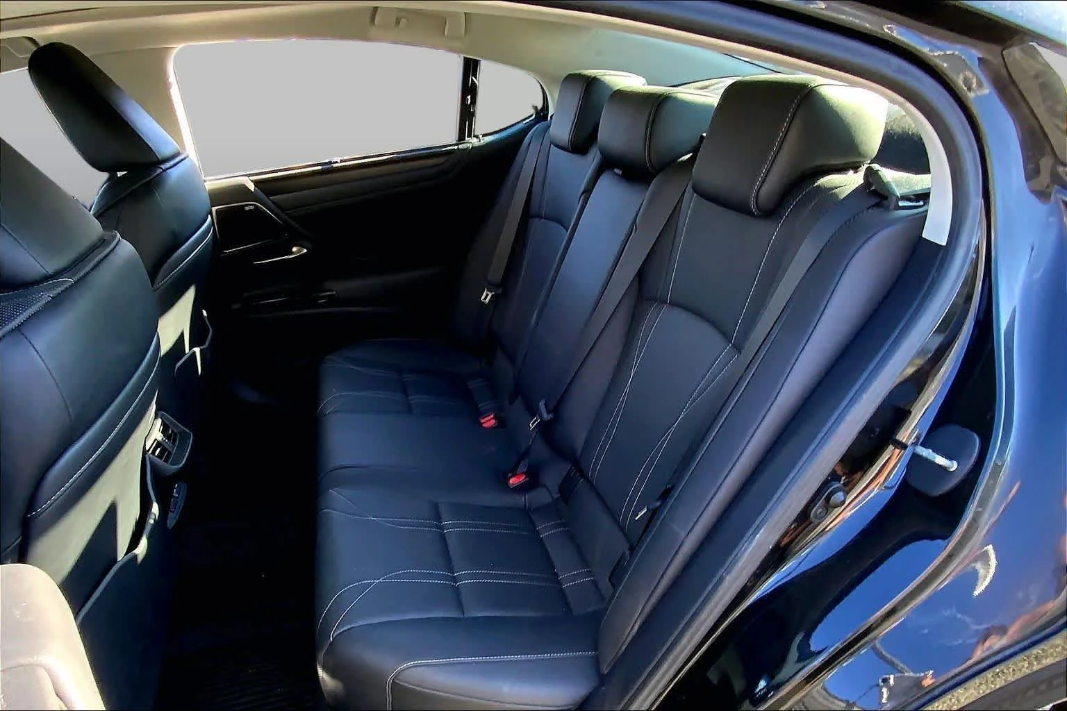 Certified Used 2024 Caviar Lexus Ultra Luxury image 21