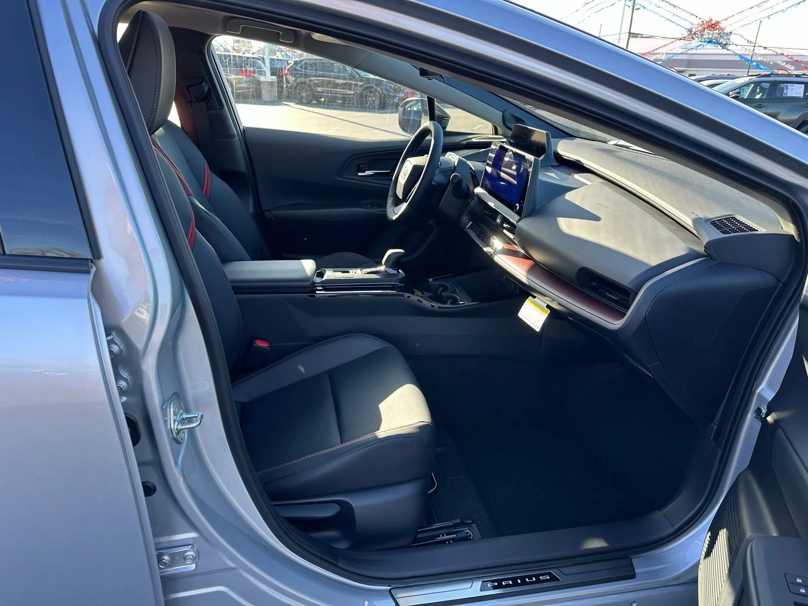 2026 Toyota Prius Plug-in Hybrid XSE Premium - Photo 23