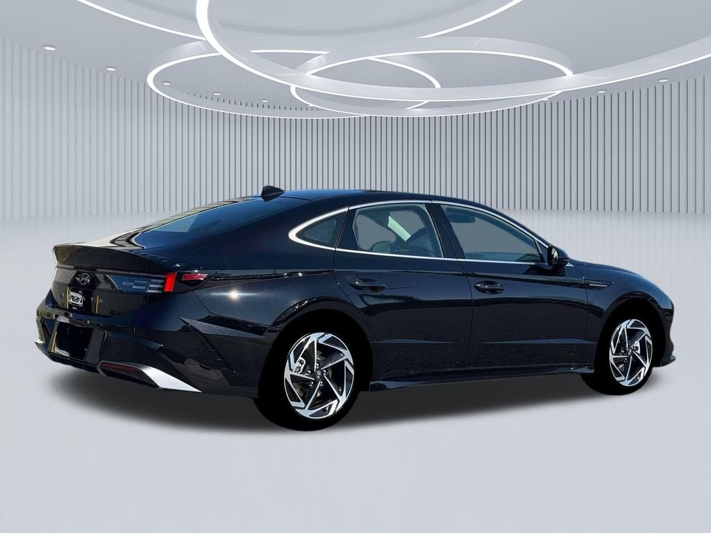 New 2026 Black Hyundai SEL Sport image 8