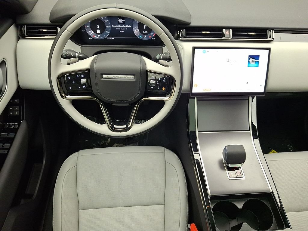 New 2026 Santorini Black Land Rover S image 8