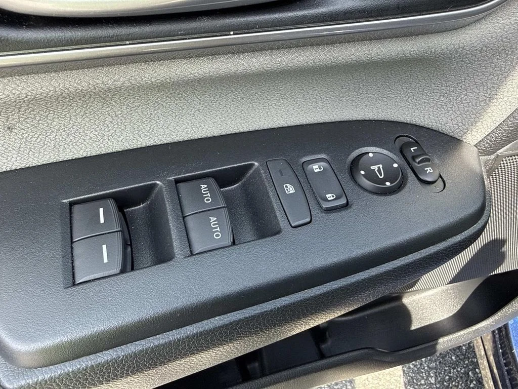 Used 2020 Gray Honda EX image 23