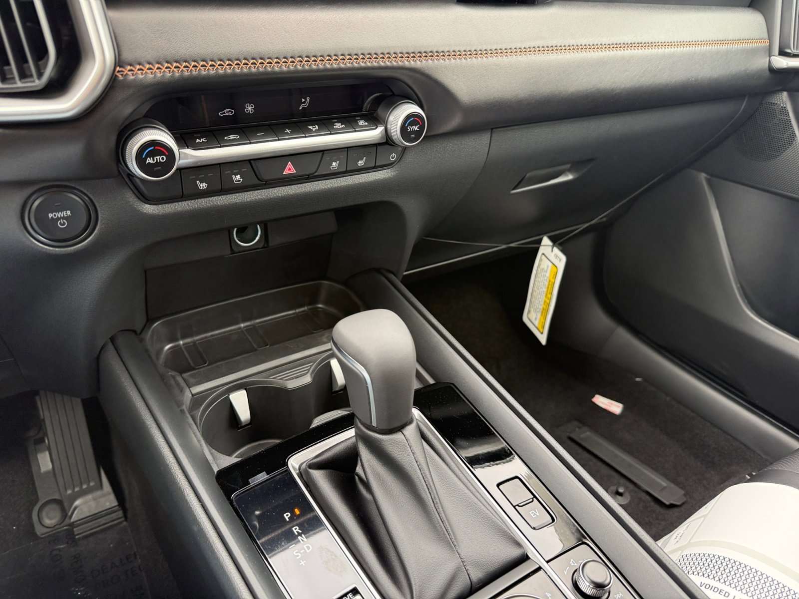 New 2026 Wind Chill Pearl Mazda Premium image 13
