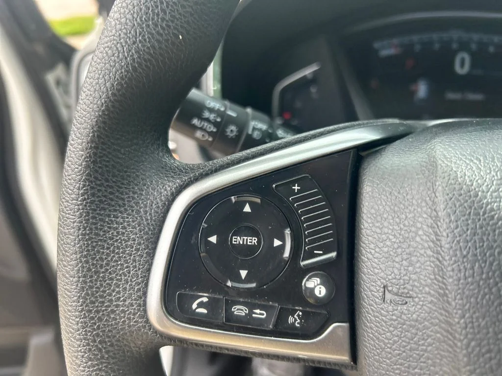 Used 2018 White Honda EX image 16