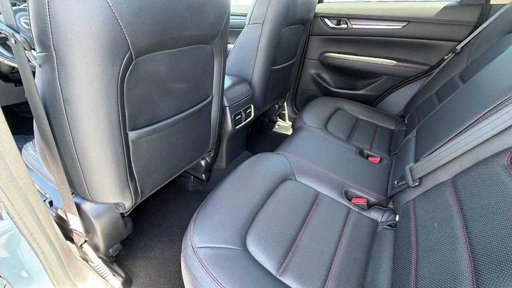 Used 2025 Gray Metallic Mazda 2.5 S Carbon Edition image 24