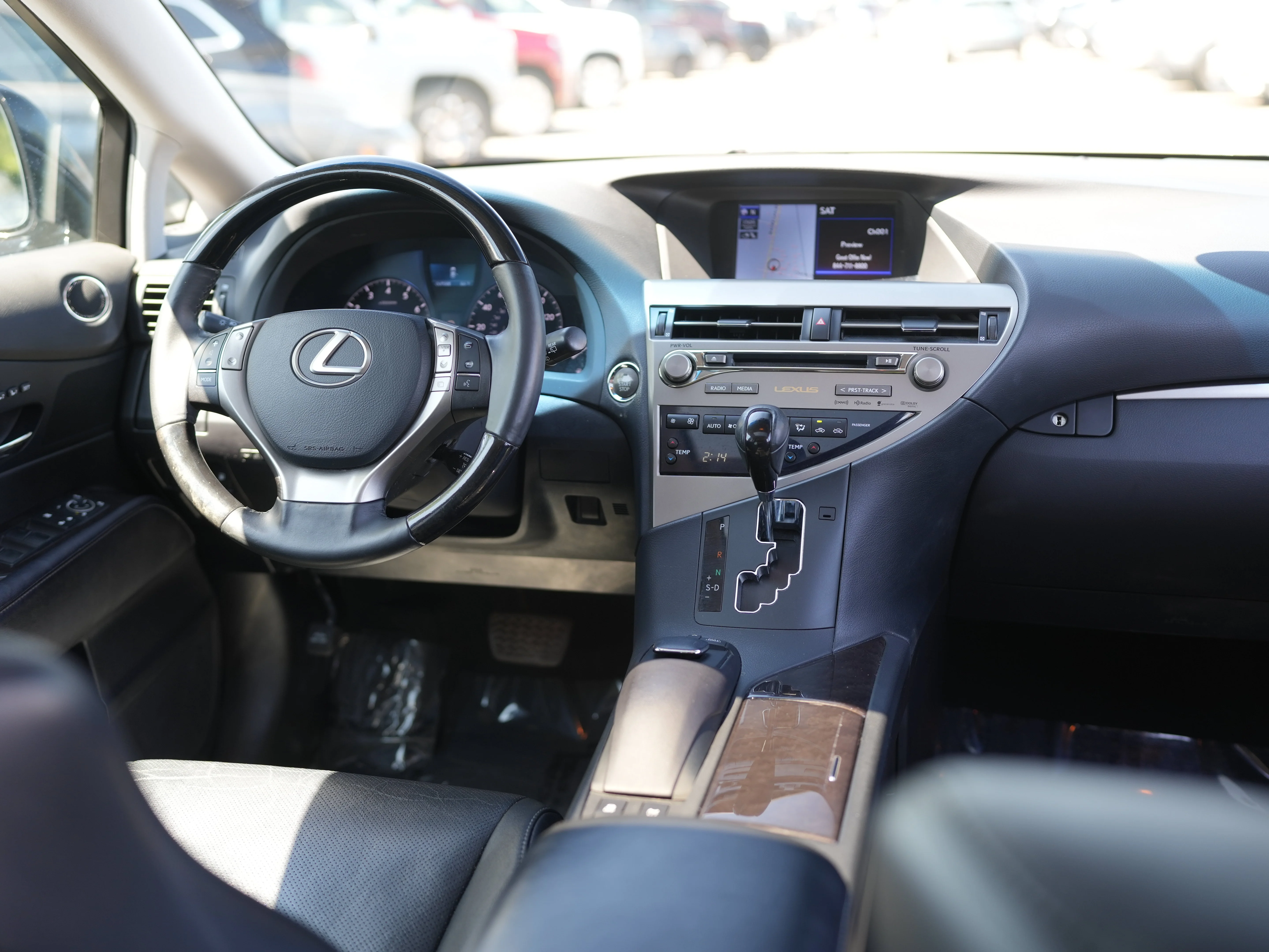 Used 2013 Black Lexus  image 25