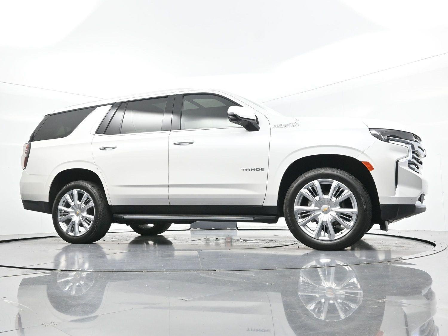 Used 2024 Iridescent Pearl Tricoat Chevrolet High Country image 46