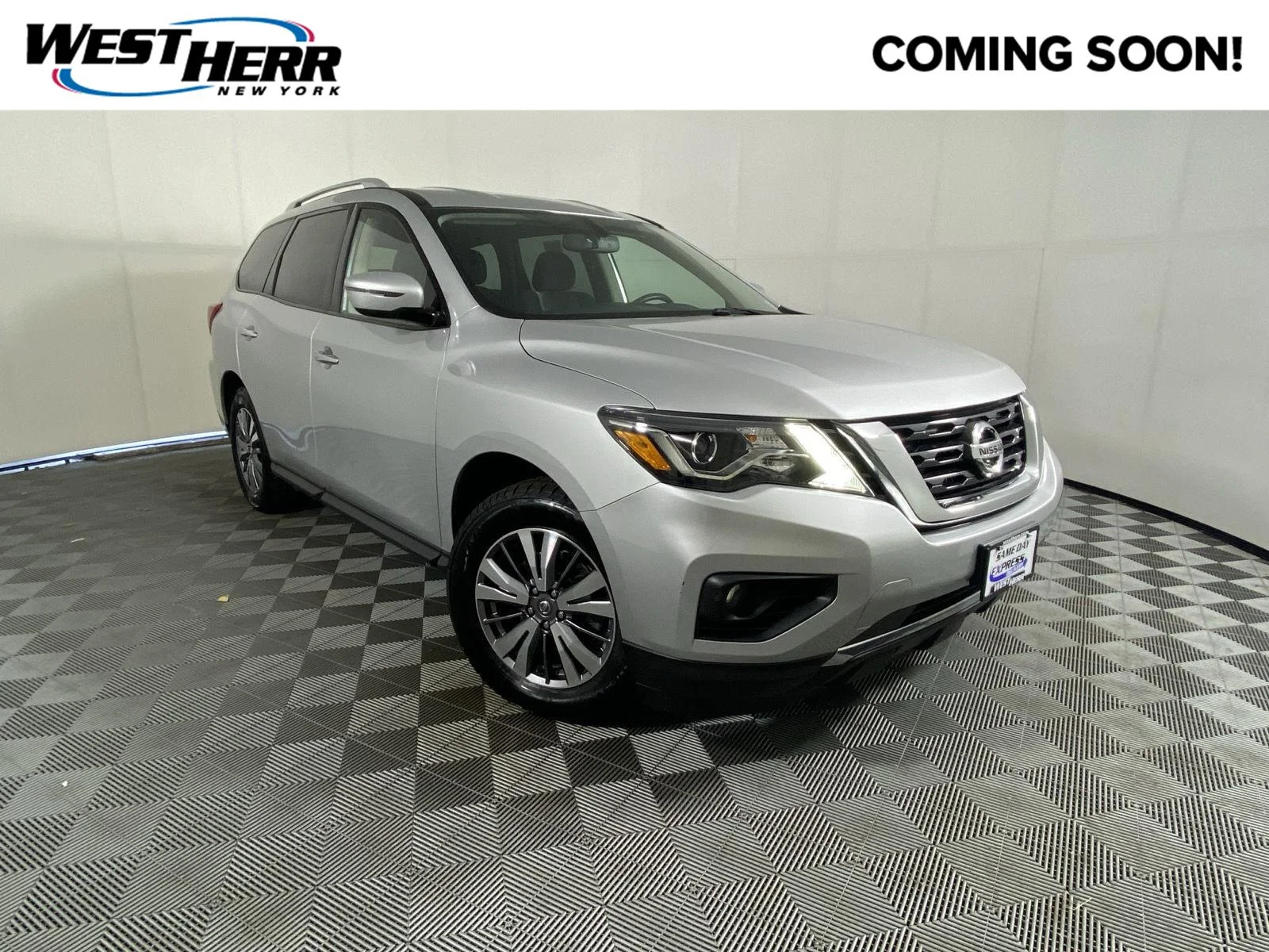 Used 2019 Brilliant Silver Metallic Nissan SV image 1