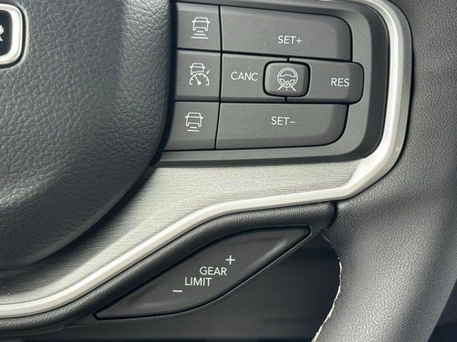 New 2026 High Gloss Black Exterior Paint Jeep Limited Reserve image 19