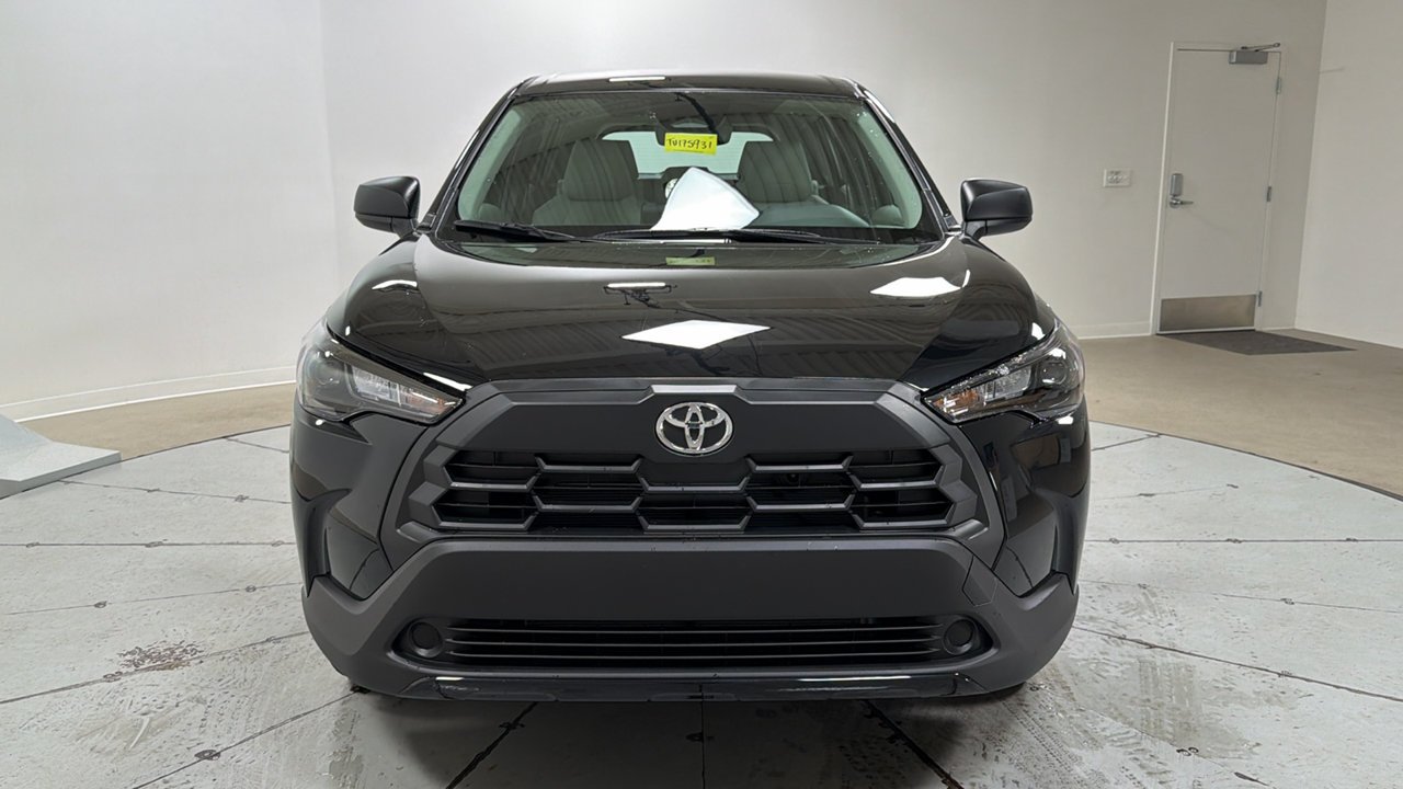 2026 Toyota Corolla Cross L - Photo 2