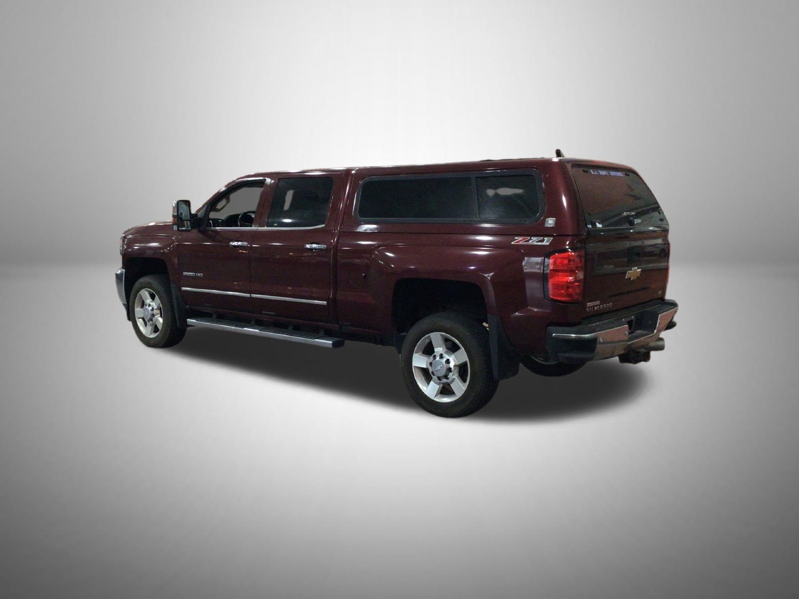 Used 2016 Red Chevrolet LTZ image 3